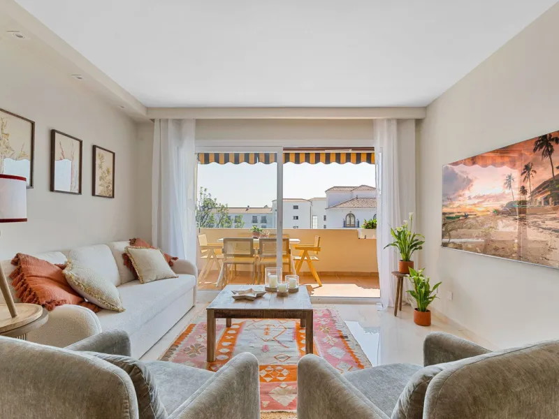 Apartment - Middle Floor Apartment в продаже в Marbella, Málaga. В доме 2 спален и 2 ванных комнат. Площадь дома 107 м²