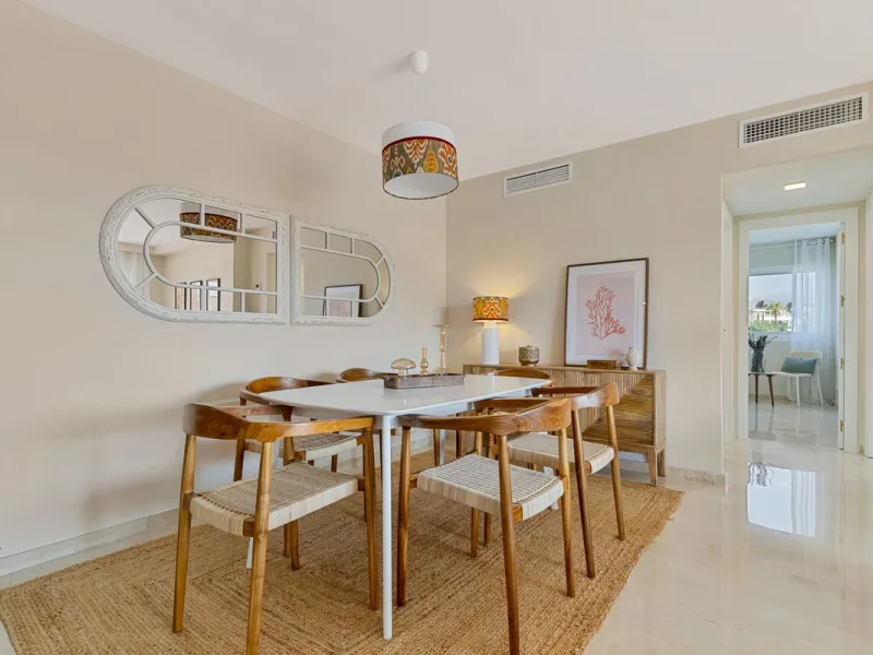 Apartment - Middle Floor Apartment в продаже в Marbella, Málaga. В доме 2 спален и 2 ванных комнат. Площадь дома 107 м²