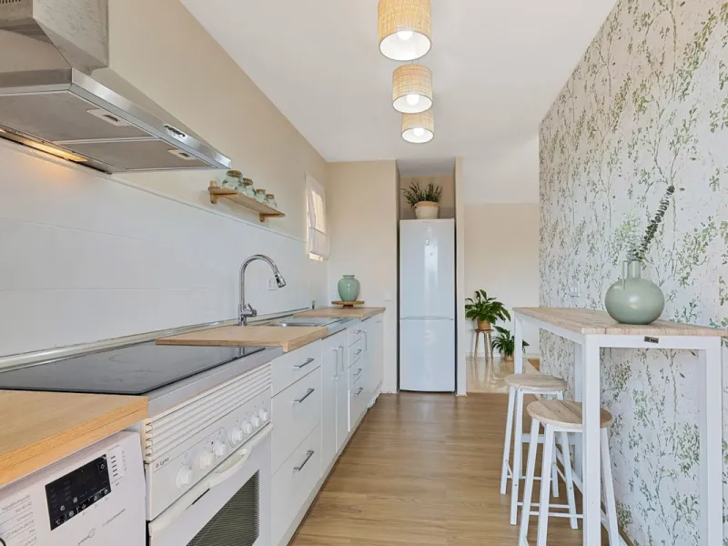 Apartment - Middle Floor Apartment в продаже в Marbella, Málaga. В доме 2 спален и 2 ванных комнат. Площадь дома 107 м²