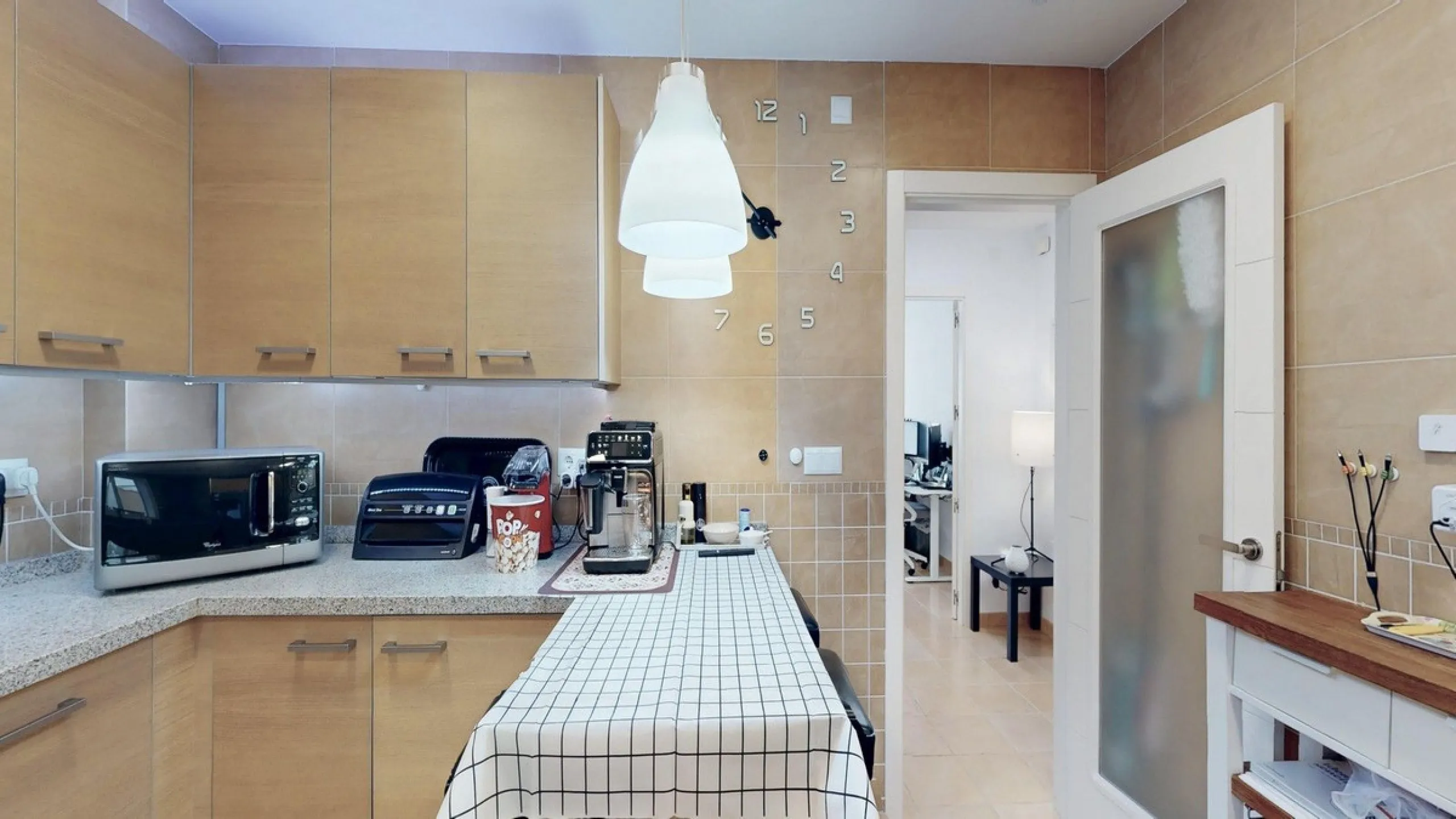 Large townhouse with sea views in Torremuelle, steps away from the British College