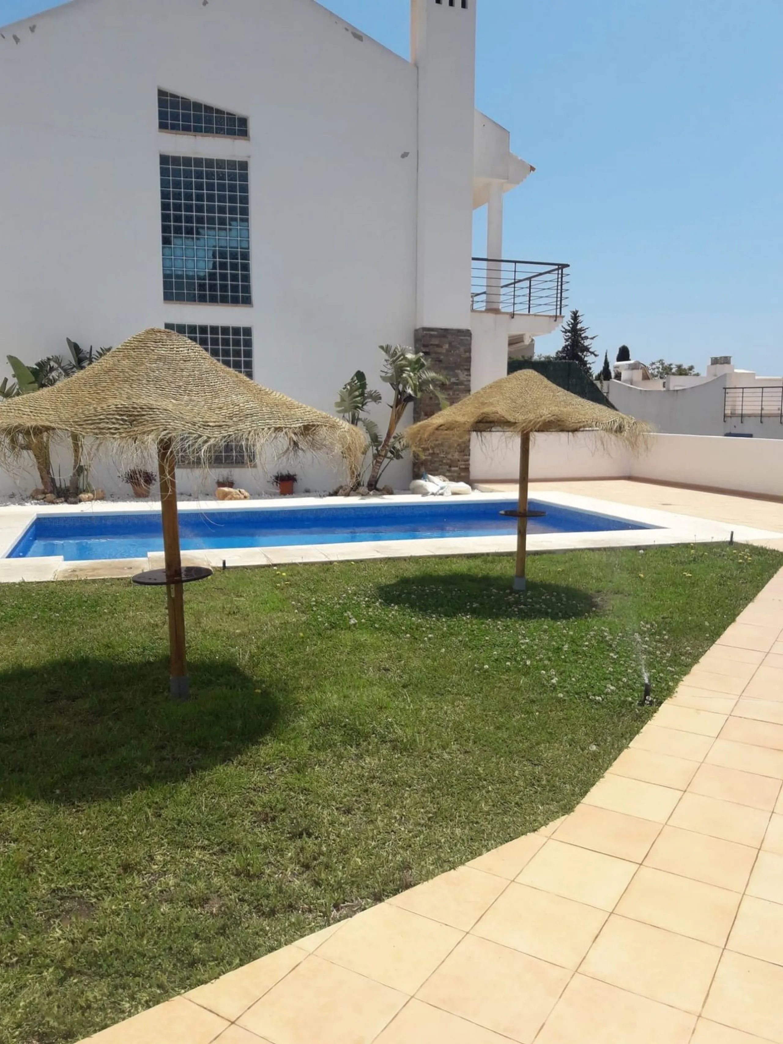 Large townhouse with sea views in Torremuelle, steps away from the British College
