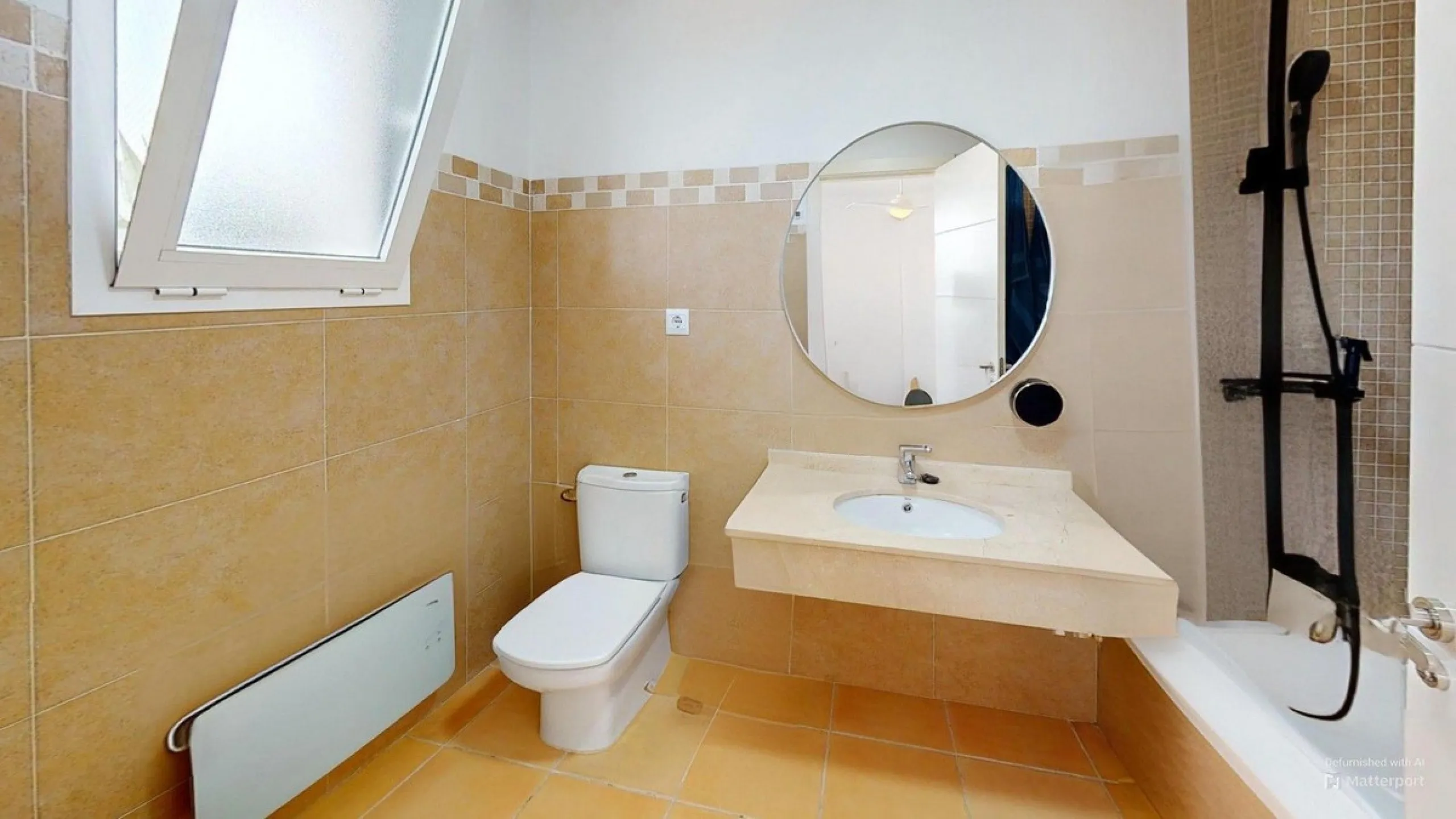 Large townhouse with sea views in Torremuelle, steps away from the British College