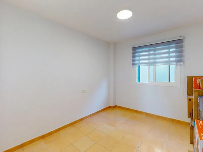 Large townhouse with sea views in Torremuelle, steps away from the British College