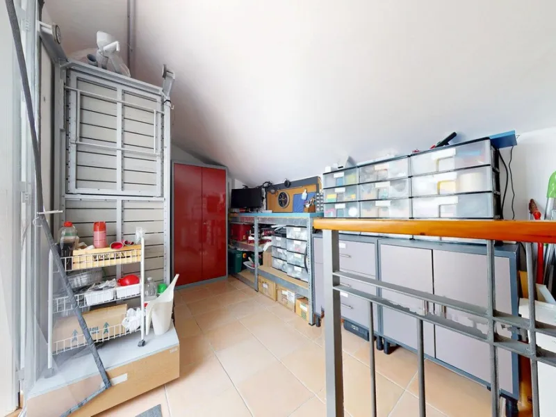 Large townhouse with sea views in Torremuelle, steps away from the British College