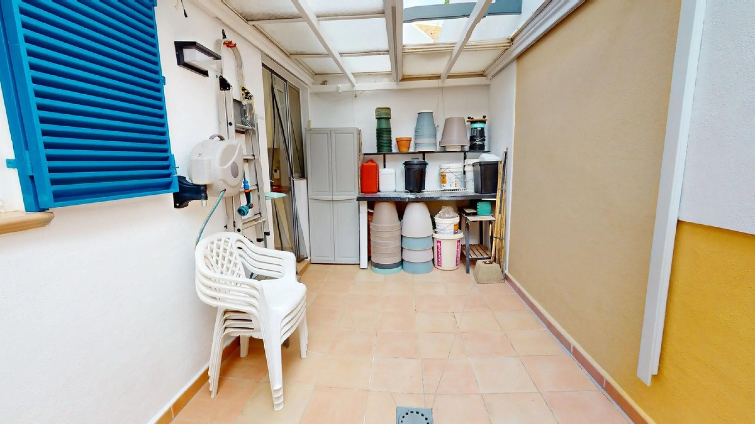 Large townhouse with sea views in Torremuelle, steps away from the British College