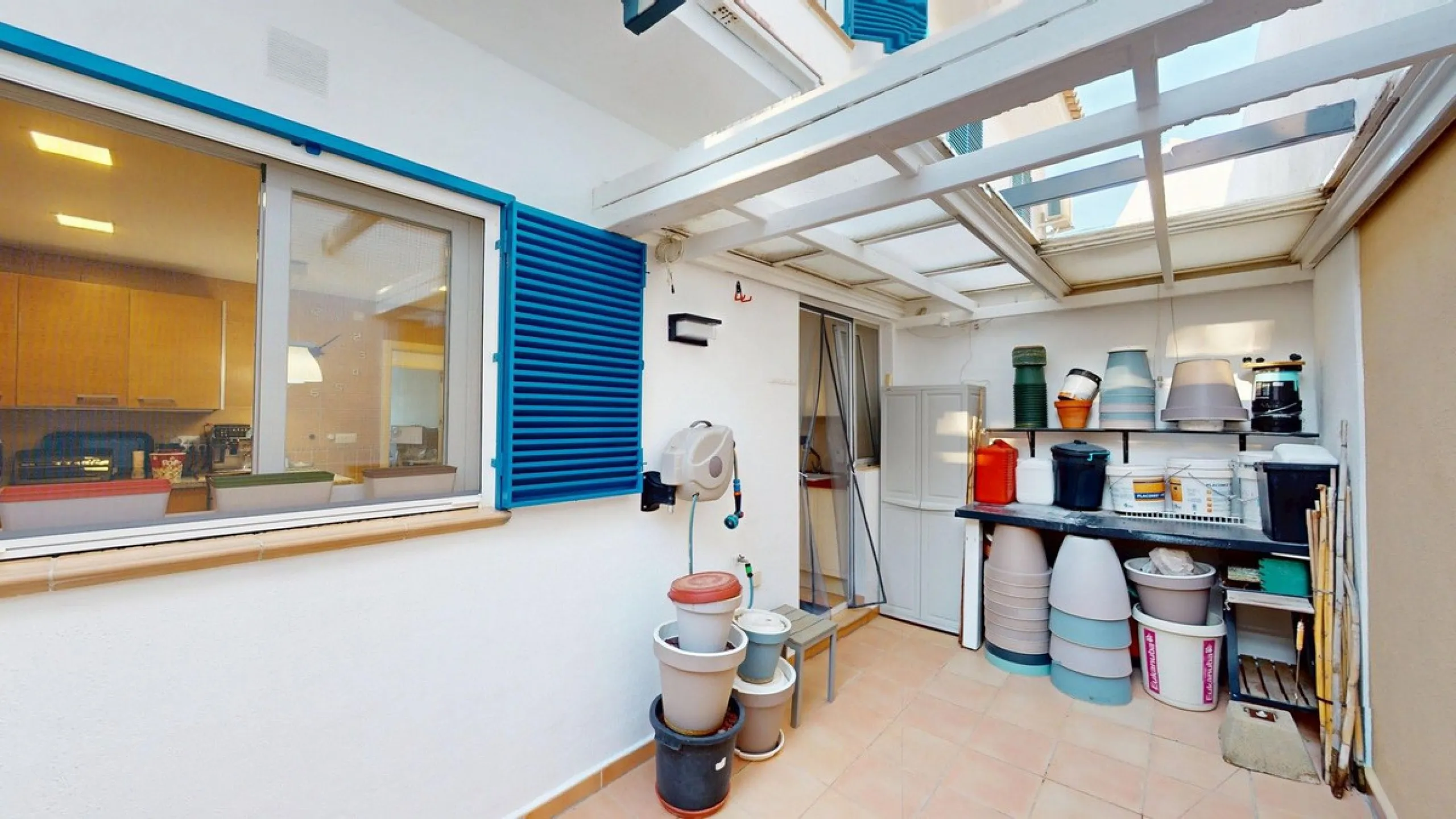 Large townhouse with sea views in Torremuelle, steps away from the British College