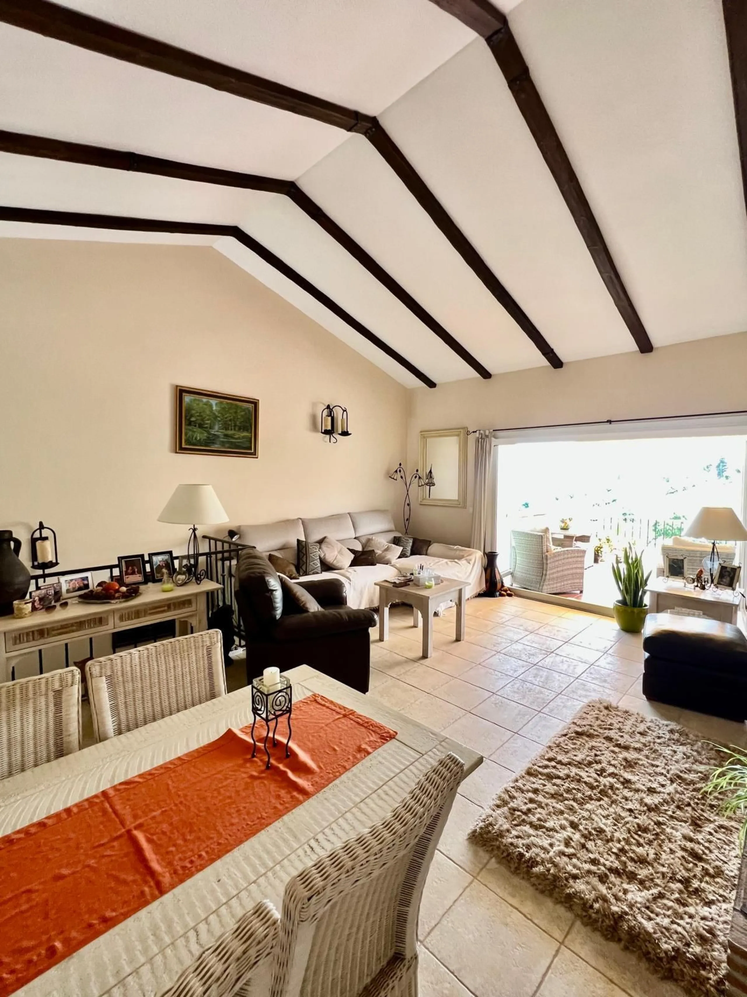 Charming 3-Bedroom Townhouse with Sea Views in Puerto Romano
