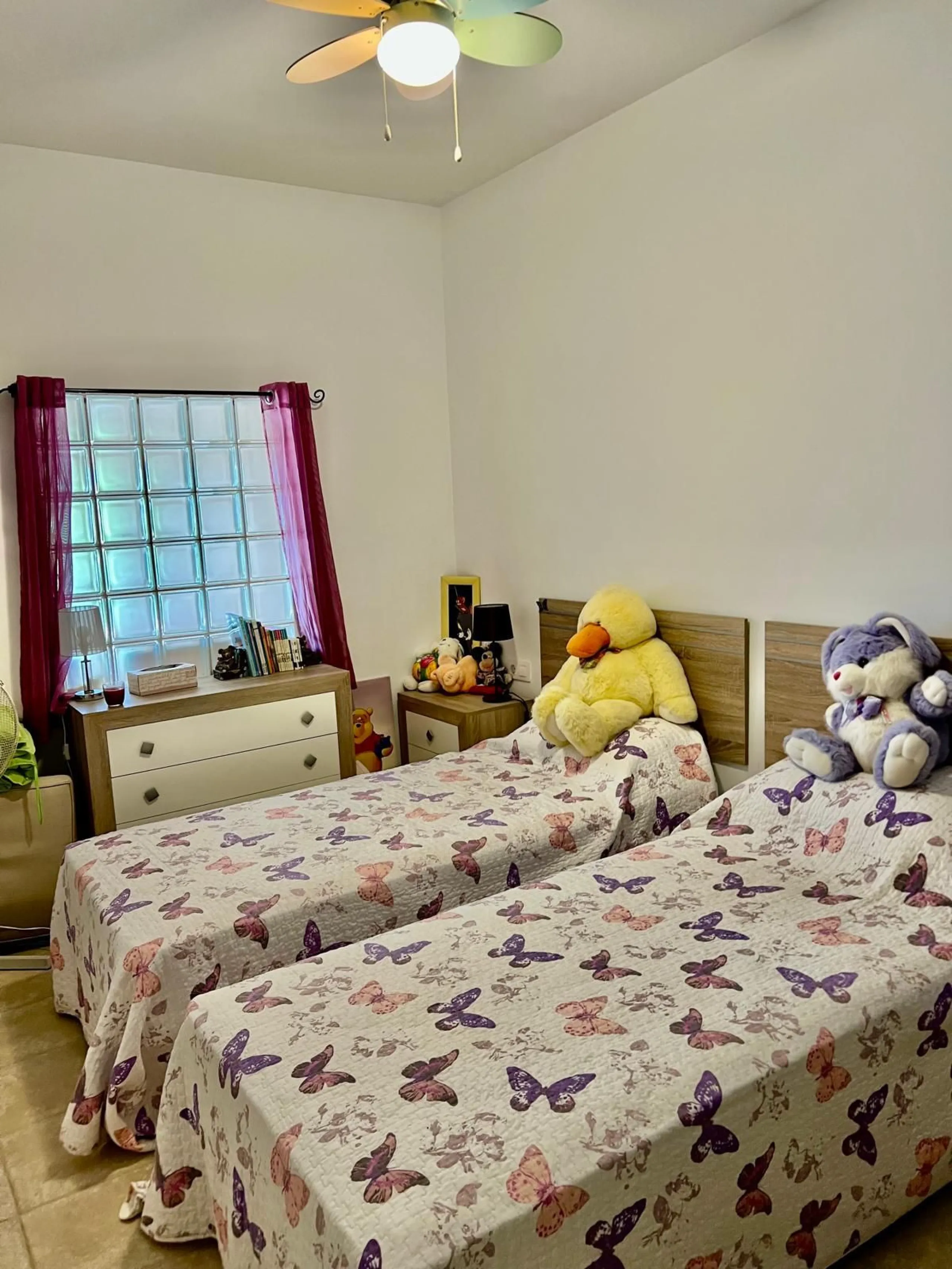 Charming 3-Bedroom Townhouse with Sea Views in Puerto Romano