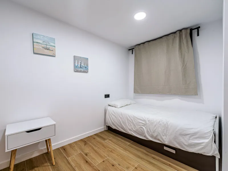 This magnificent ground floor apartment is located in Vivero de Marbella, a quiet, low-rise residential complex in the prestigious Sierra Blanca area on Marbella's Golden Mile, between Imara and Le Blanc. Recently renovated with high-quality materials, th
