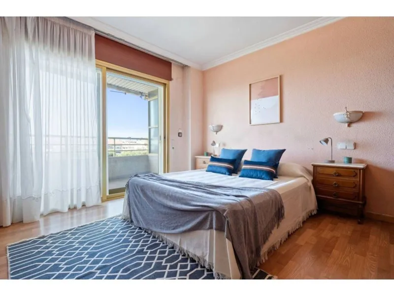 Spacious and versatile apartment in the center of Cambrils, Costa Dorada