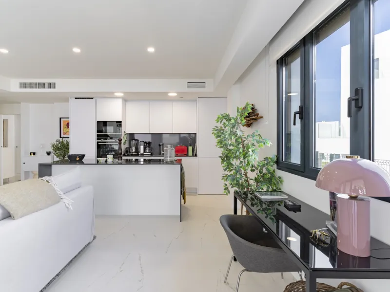 Discover a peaceful coastal retreat in this beautifully designed one-bedroom apartment located in the prestigious Azata del Mar urbanization, Casares. Set in a serene and well-connected area surrounded by lush golf courses, this modern home offers both tr