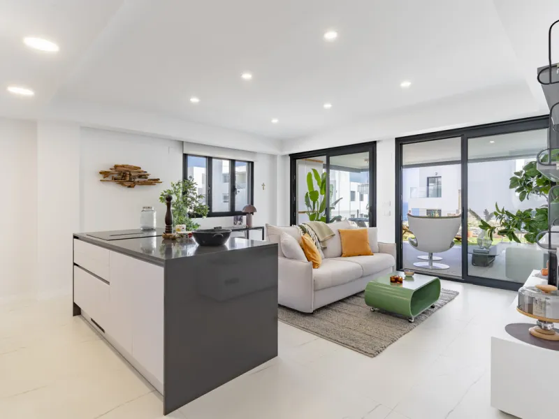 Discover a peaceful coastal retreat in this beautifully designed one-bedroom apartment located in the prestigious Azata del Mar urbanization, Casares. Set in a serene and well-connected area surrounded by lush golf courses, this modern home offers both tr