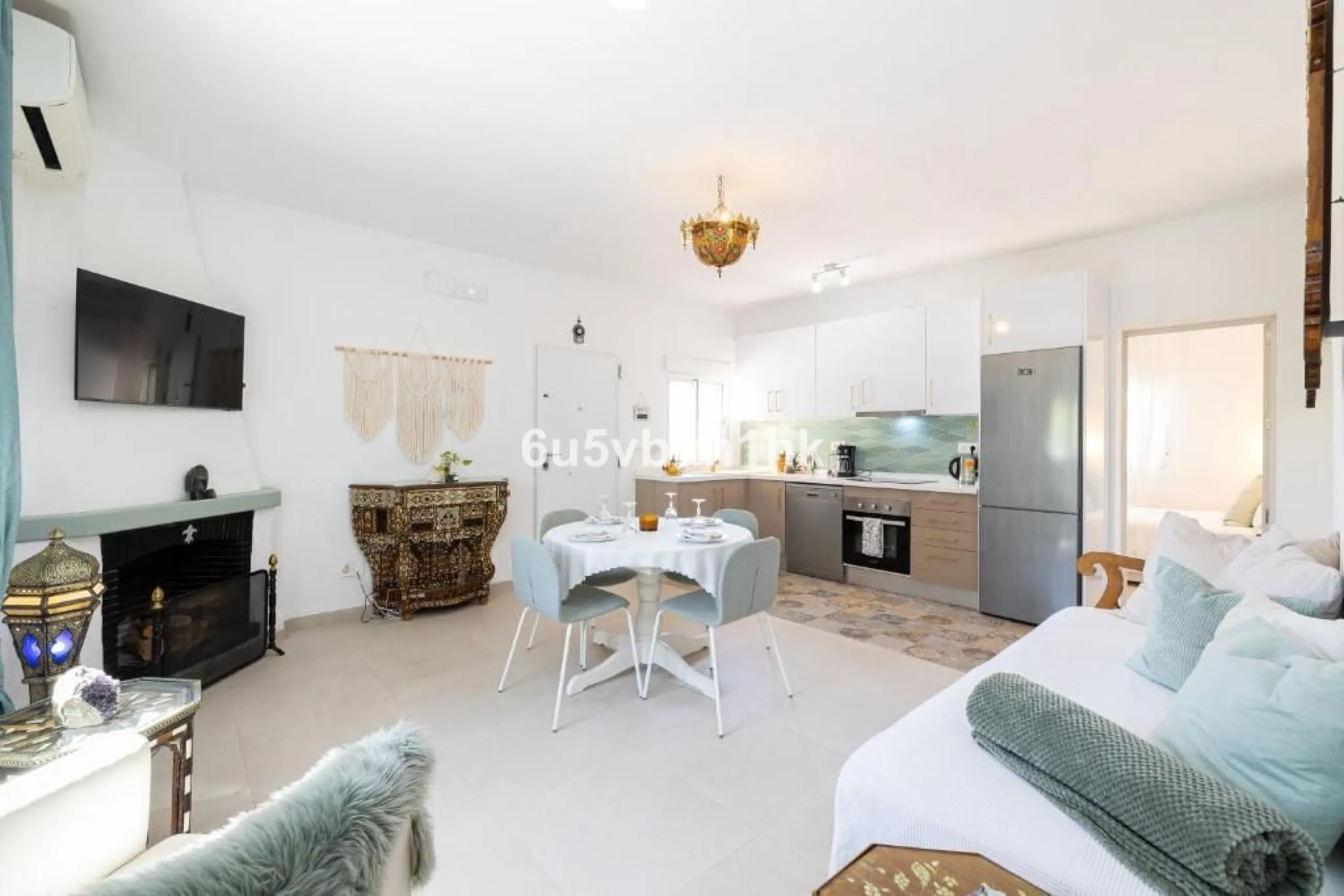 House - Finca - Cortijo в продаже в Málaga, Málaga. В доме 8 спален и 6 ванных комнат. Площадь дома 90 м². Площадь участка 5288 м²