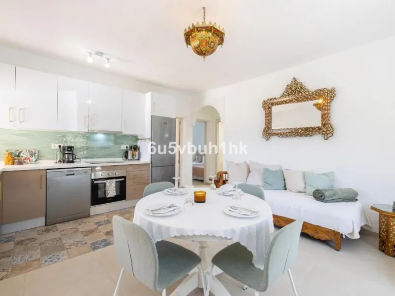 House - Finca - Cortijo в продаже в Málaga, Málaga. В доме 8 спален и 6 ванных комнат. Площадь дома 90 м². Площадь участка 5288 м²