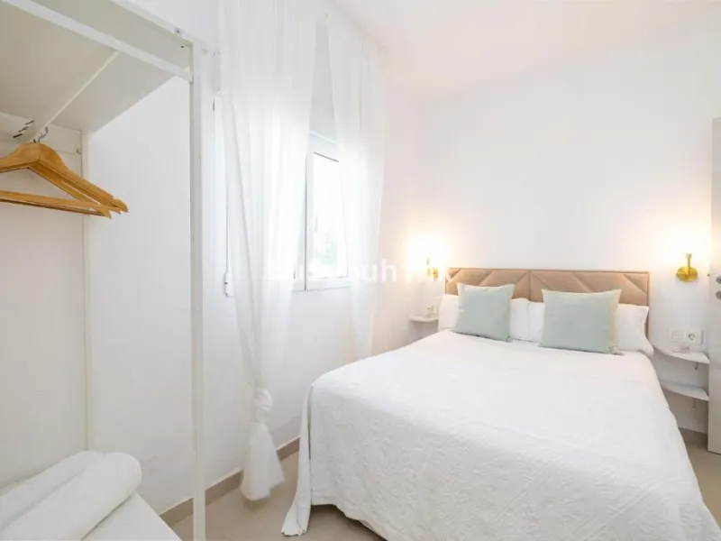 House - Finca - Cortijo в продаже в Málaga, Málaga. В доме 8 спален и 6 ванных комнат. Площадь дома 90 м². Площадь участка 5288 м²