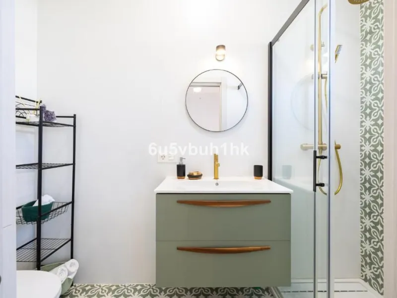 House - Finca - Cortijo в продаже в Málaga, Málaga. В доме 8 спален и 6 ванных комнат. Площадь дома 90 м². Площадь участка 5288 м²