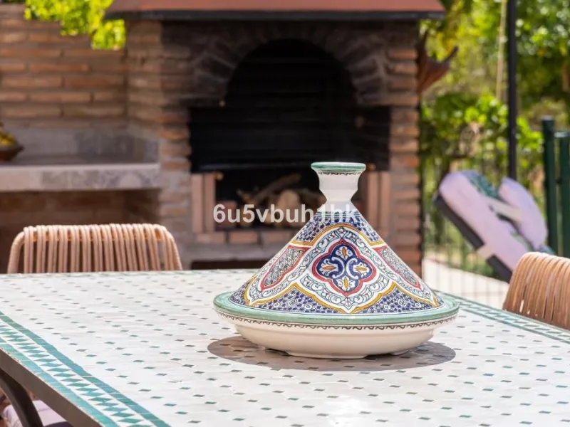 House - Finca - Cortijo в продаже в Málaga, Málaga. В доме 8 спален и 6 ванных комнат. Площадь дома 90 м². Площадь участка 5288 м²