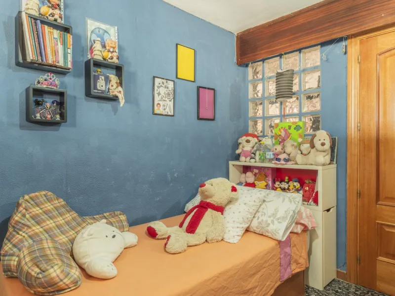 House - Detached Villa в продаже в Málaga, Málaga. В доме 6 спален и 3 ванных комнат. Площадь дома 375 м²