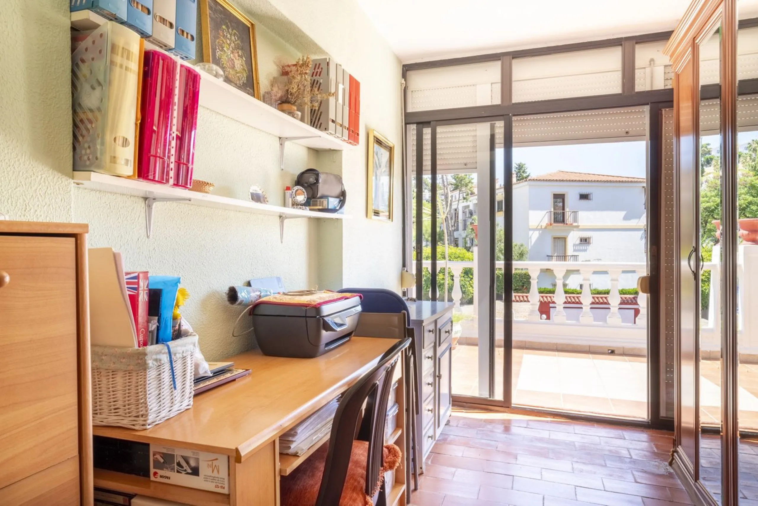 House - Detached Villa в продаже в Málaga, Málaga. В доме 6 спален и 3 ванных комнат. Площадь дома 375 м²