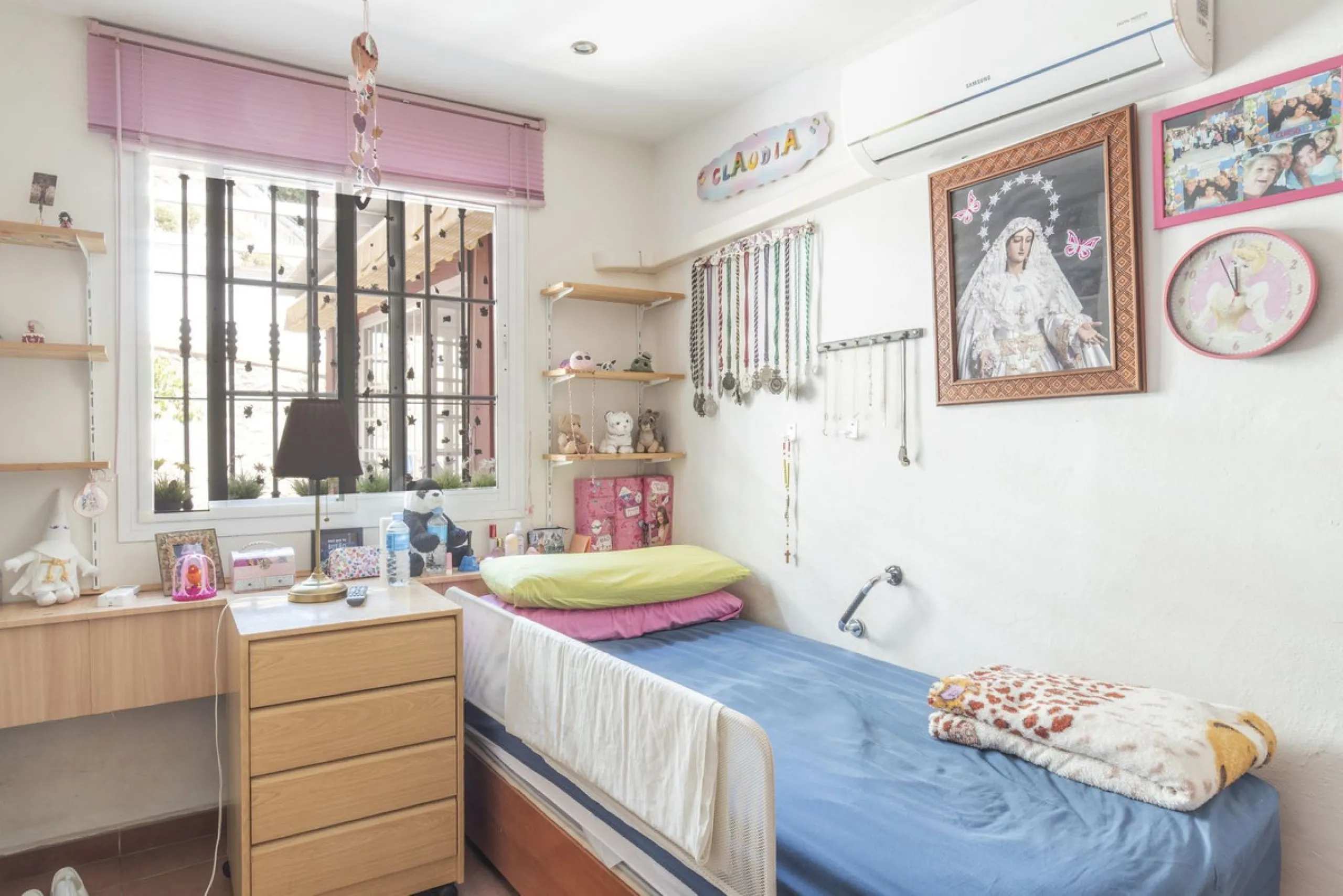 House - Detached Villa в продаже в Málaga, Málaga. В доме 6 спален и 3 ванных комнат. Площадь дома 375 м²