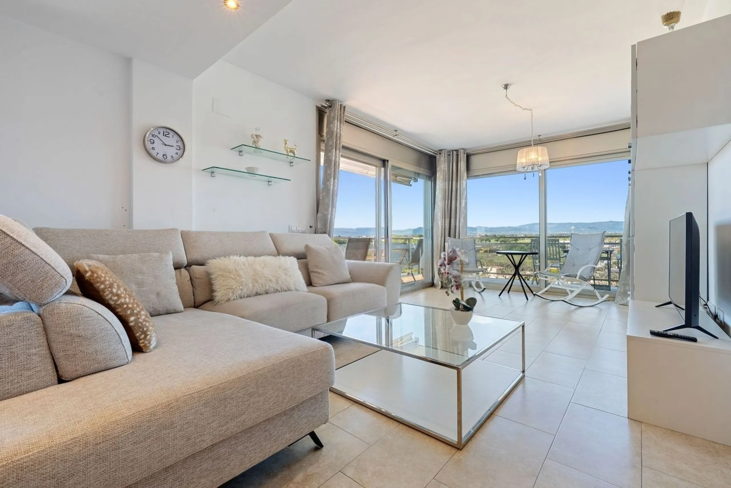 Elegant and bright penthouse near the sea in Cambrils, Costa Dorada