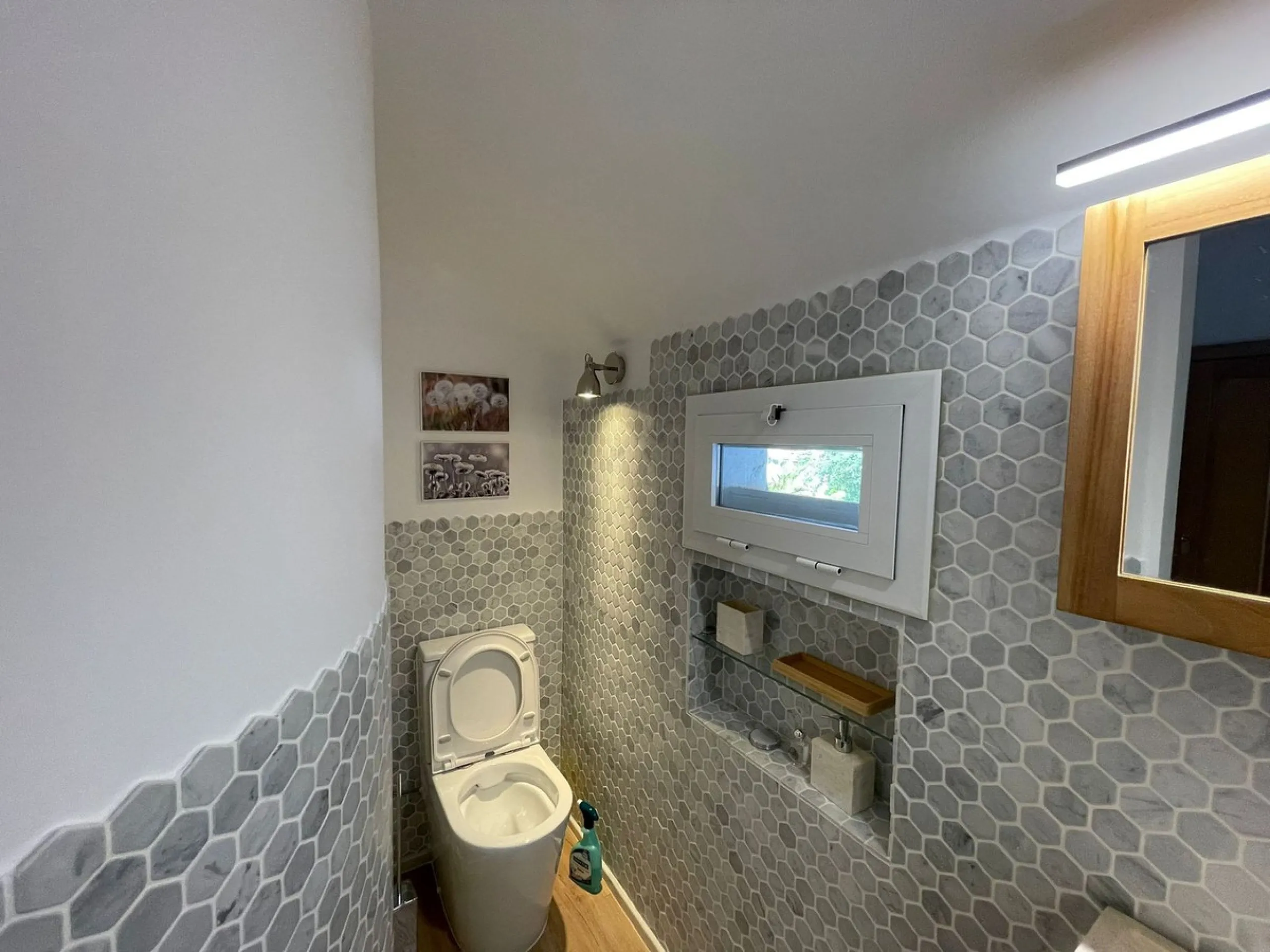 Independent Villa in Estepona – 984 m² Plot and 273 m² Built