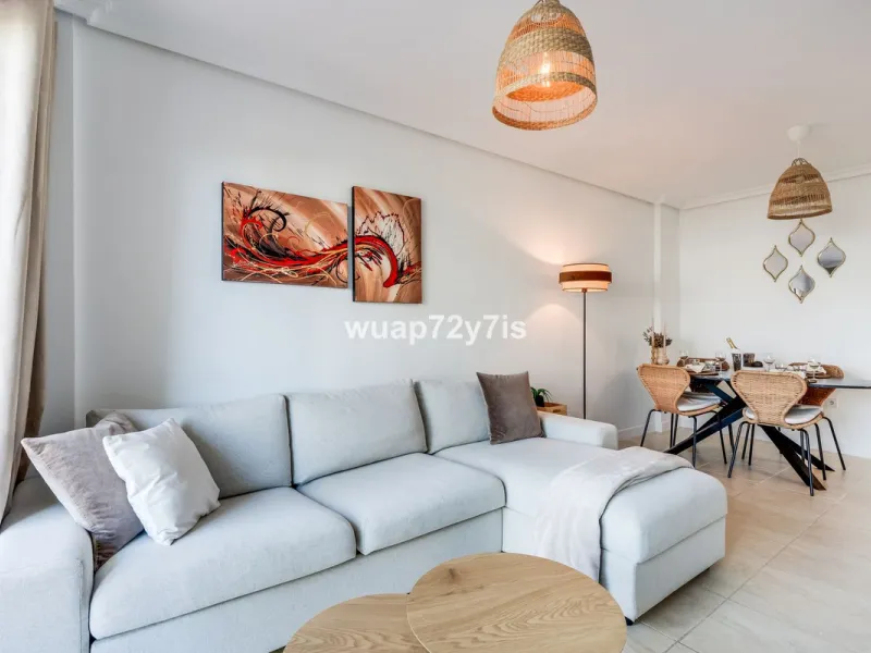 Stylish 2-Bedroom Apartment with Sea Views in Sunset Golf, Selwo, Estepona