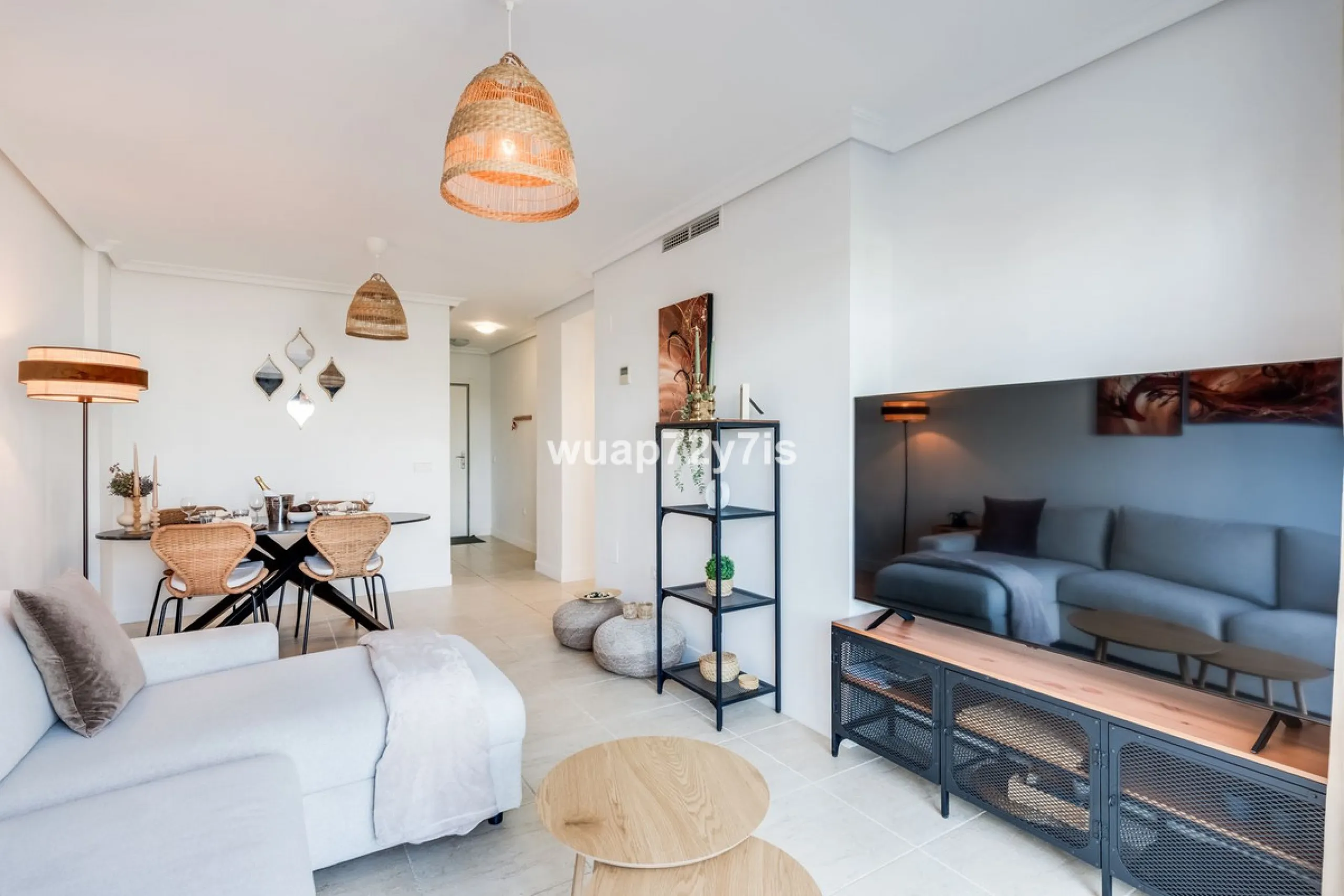 Stylish 2-Bedroom Apartment with Sea Views in Sunset Golf, Selwo, Estepona