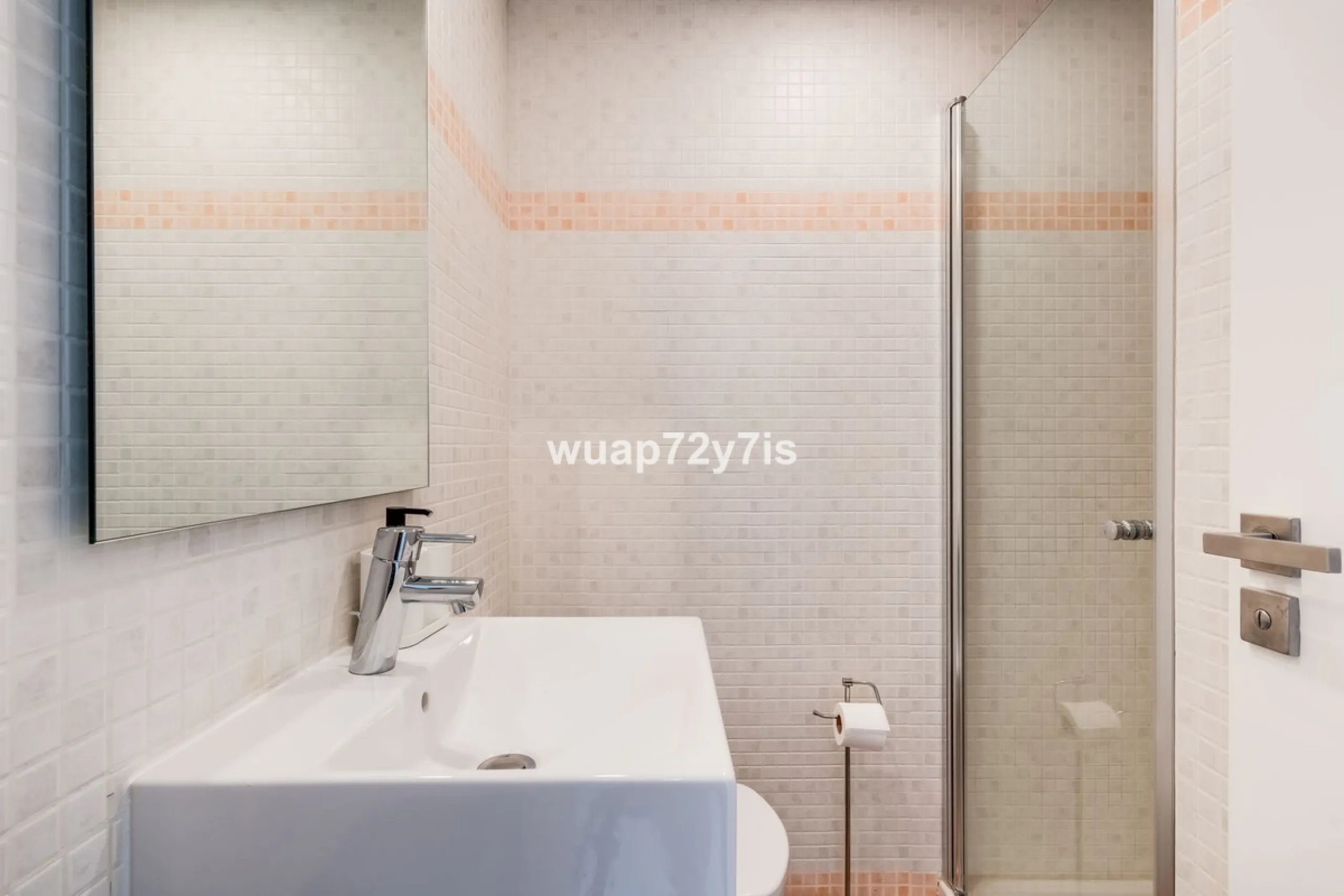 Stylish 2-Bedroom Apartment with Sea Views in Sunset Golf, Selwo, Estepona