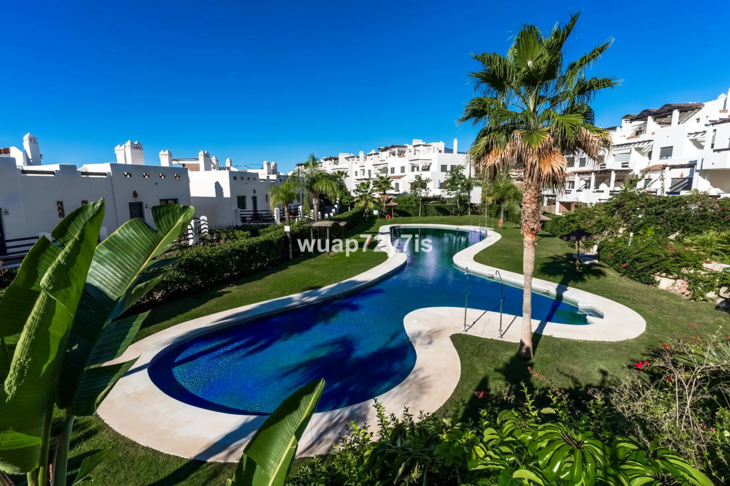 Stylish 2-Bedroom Apartment with Sea Views in Sunset Golf, Selwo, Estepona