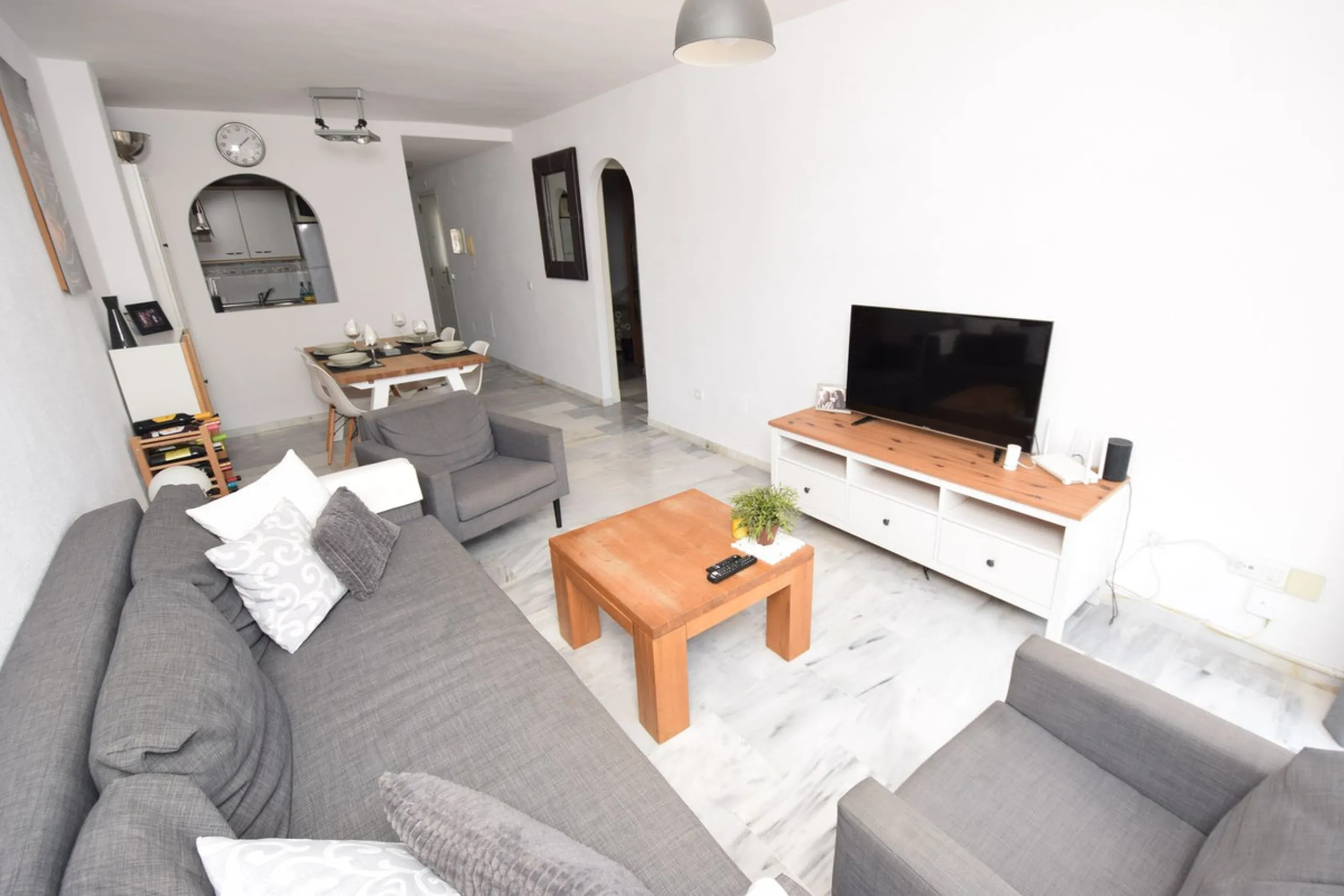 Apartment - Penthouse в продаже в Mijas, Málaga. В доме 3 спален и 2 ванных комнат. Площадь дома 70 м²