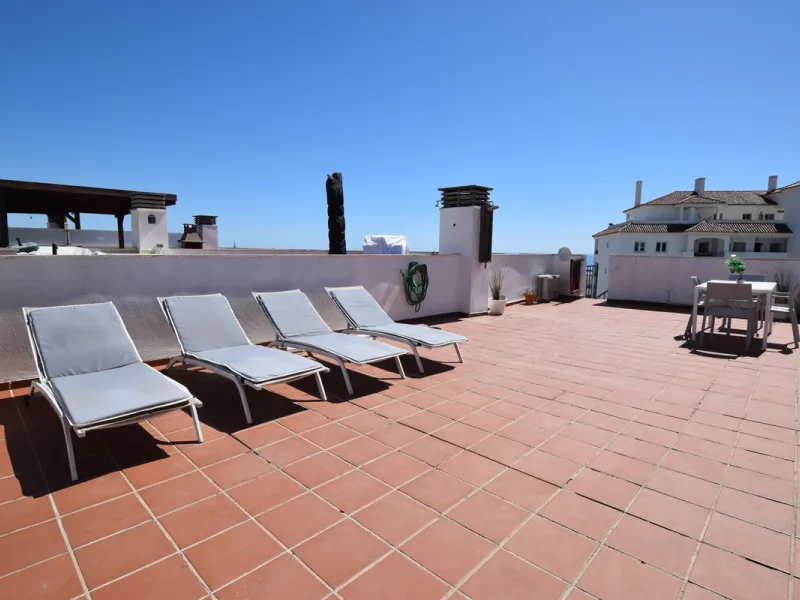 Apartment - Penthouse в продаже в Mijas, Málaga. В доме 3 спален и 2 ванных комнат. Площадь дома 70 м²