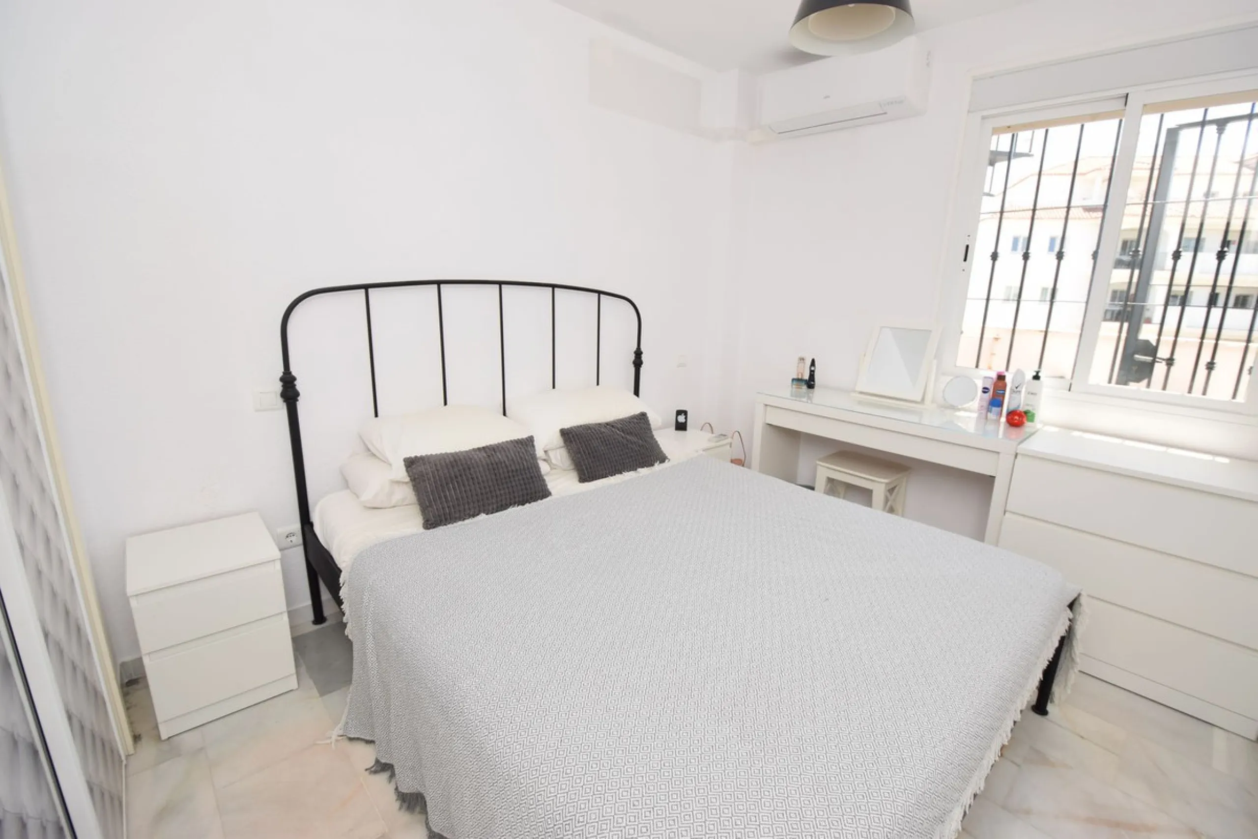 Apartment - Penthouse в продаже в Mijas, Málaga. В доме 3 спален и 2 ванных комнат. Площадь дома 70 м²