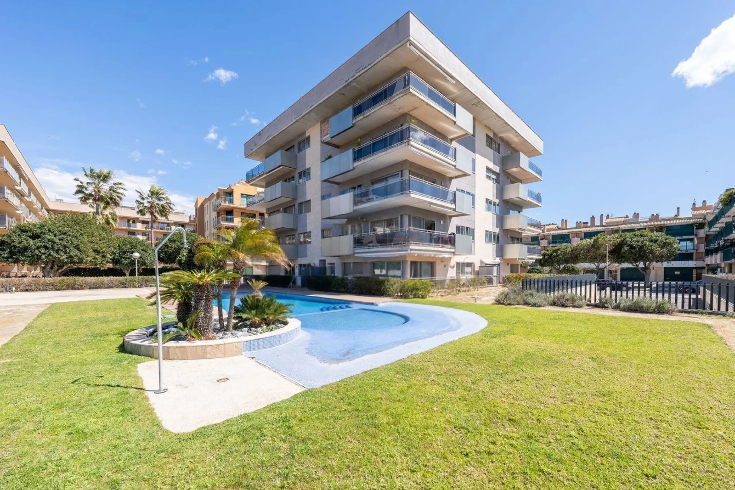 Elegant and bright penthouse near the sea in Cambrils, Costa Dorada
