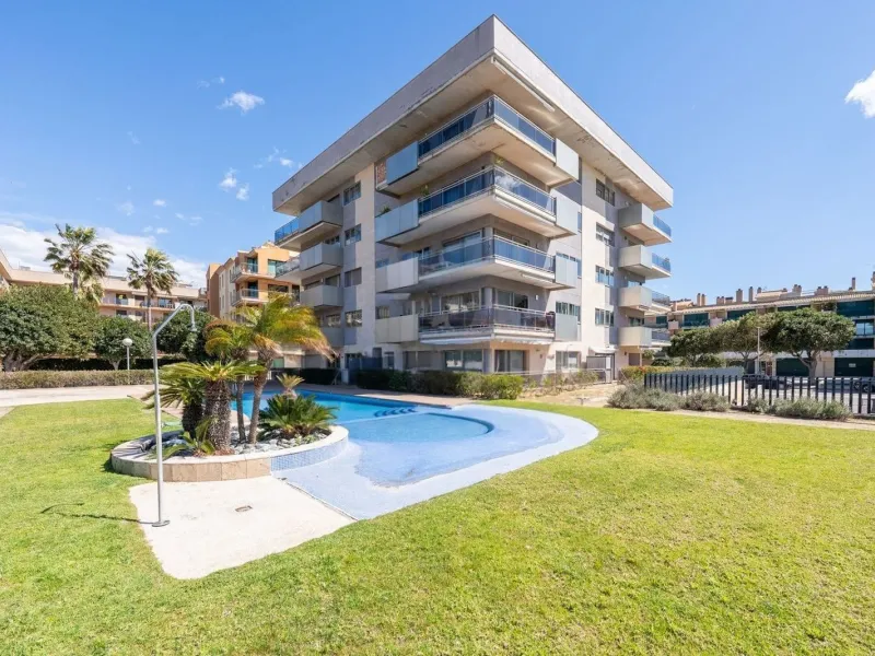 Elegant and bright penthouse near the sea in Cambrils, Costa Dorada