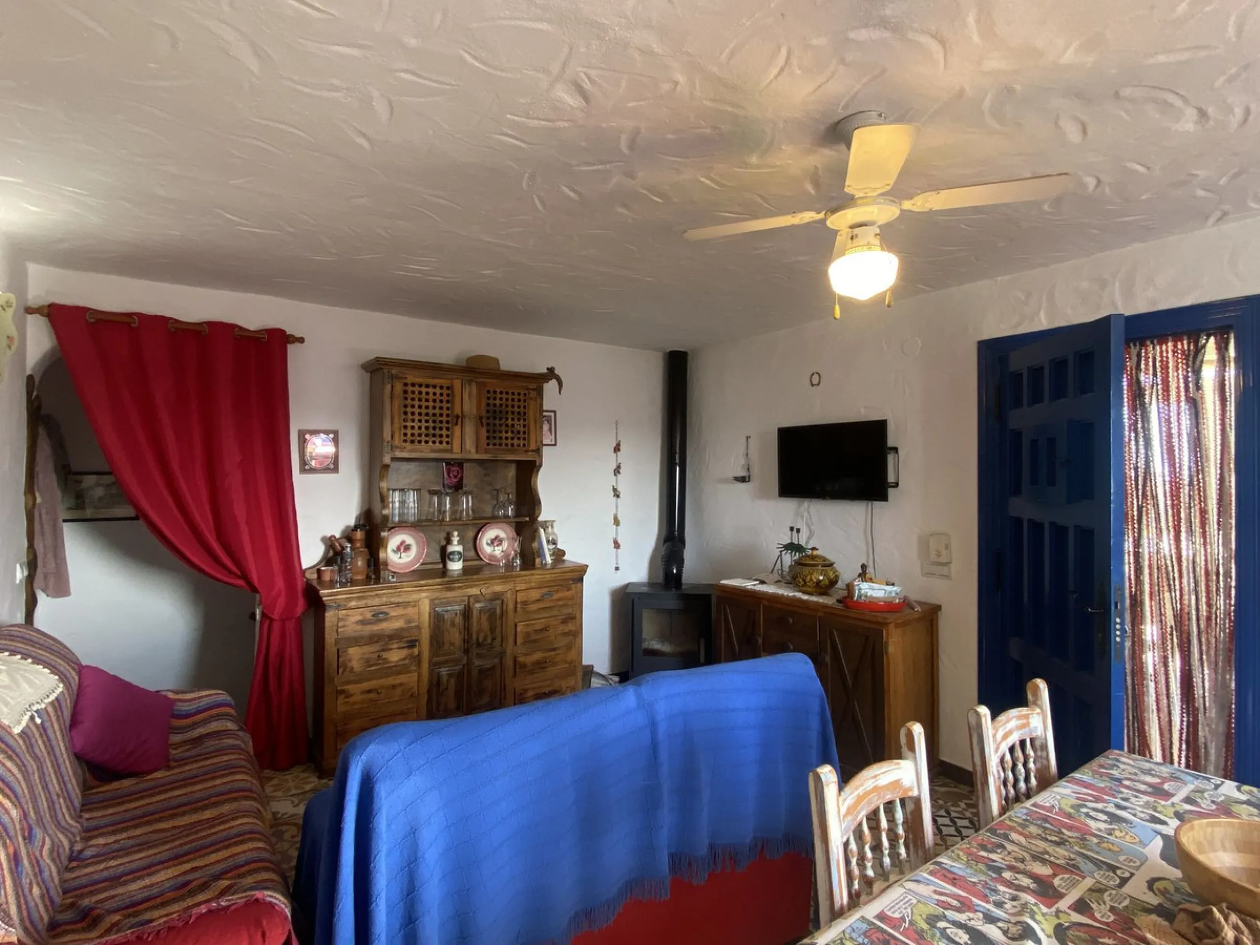 Rustic Charm and Incredible Views: Villa with Pool in the Countryside of Frigiliana