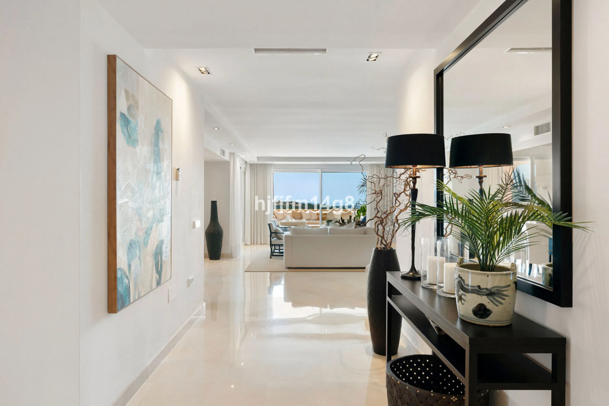 This unit is truly one of a kind. 3-bedroom apartment for sale in the prestigious Albatross Hill complex, located in the heart of Nueva Andalucía's Golf Valley. This elegant home offers the perfect blend of luxury, comfort, and convenience—ideal as a perm