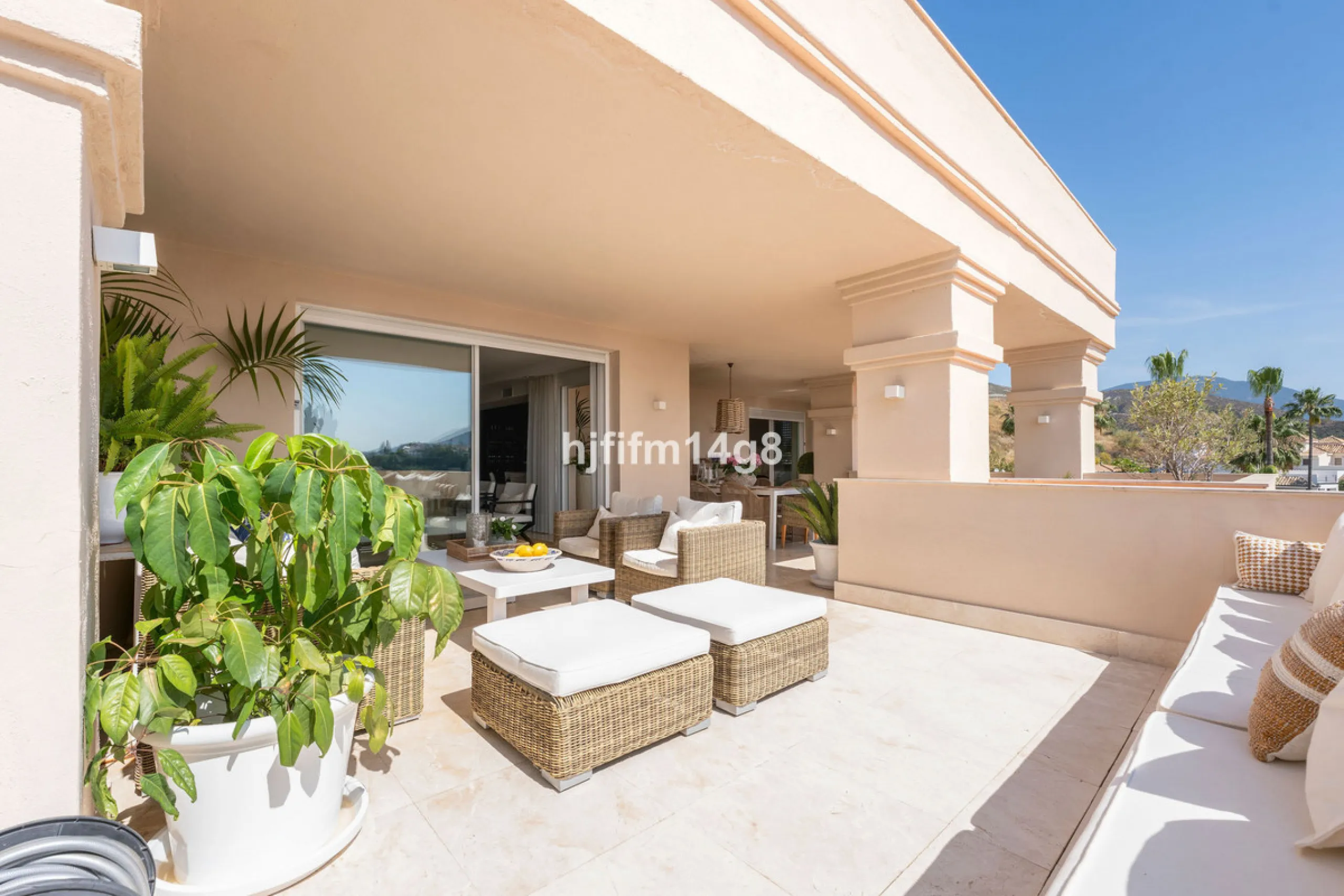 This unit is truly one of a kind. 3-bedroom apartment for sale in the prestigious Albatross Hill complex, located in the heart of Nueva Andalucía's Golf Valley. This elegant home offers the perfect blend of luxury, comfort, and convenience—ideal as a perm