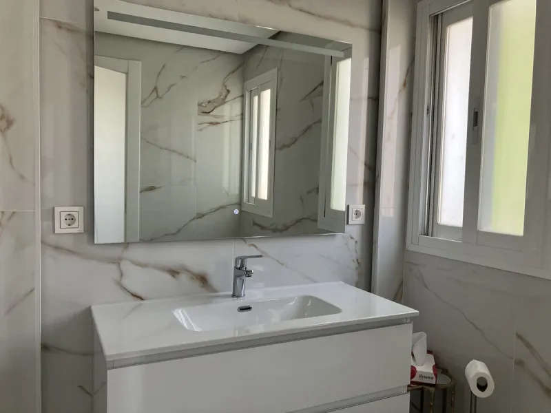 Amazing dettache Villa in Puerto Banus area, a few steps away  from the beach, resataurants, bars, night clubs, beach clubs, shopping center and all amenities. This lovely property it was recently renovated and fully furnished.