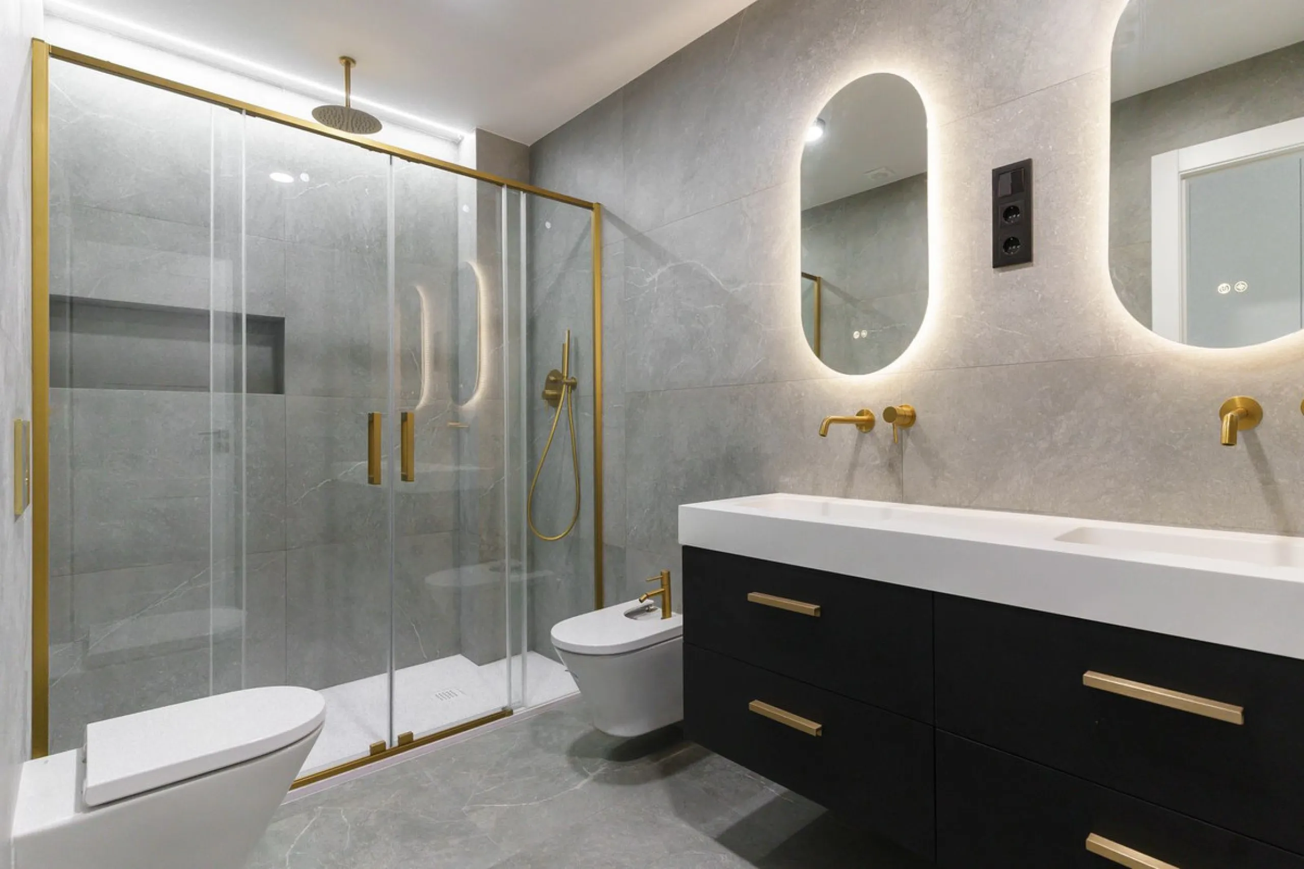 Exclusive Renovated Apartment in the Heart of Málaga