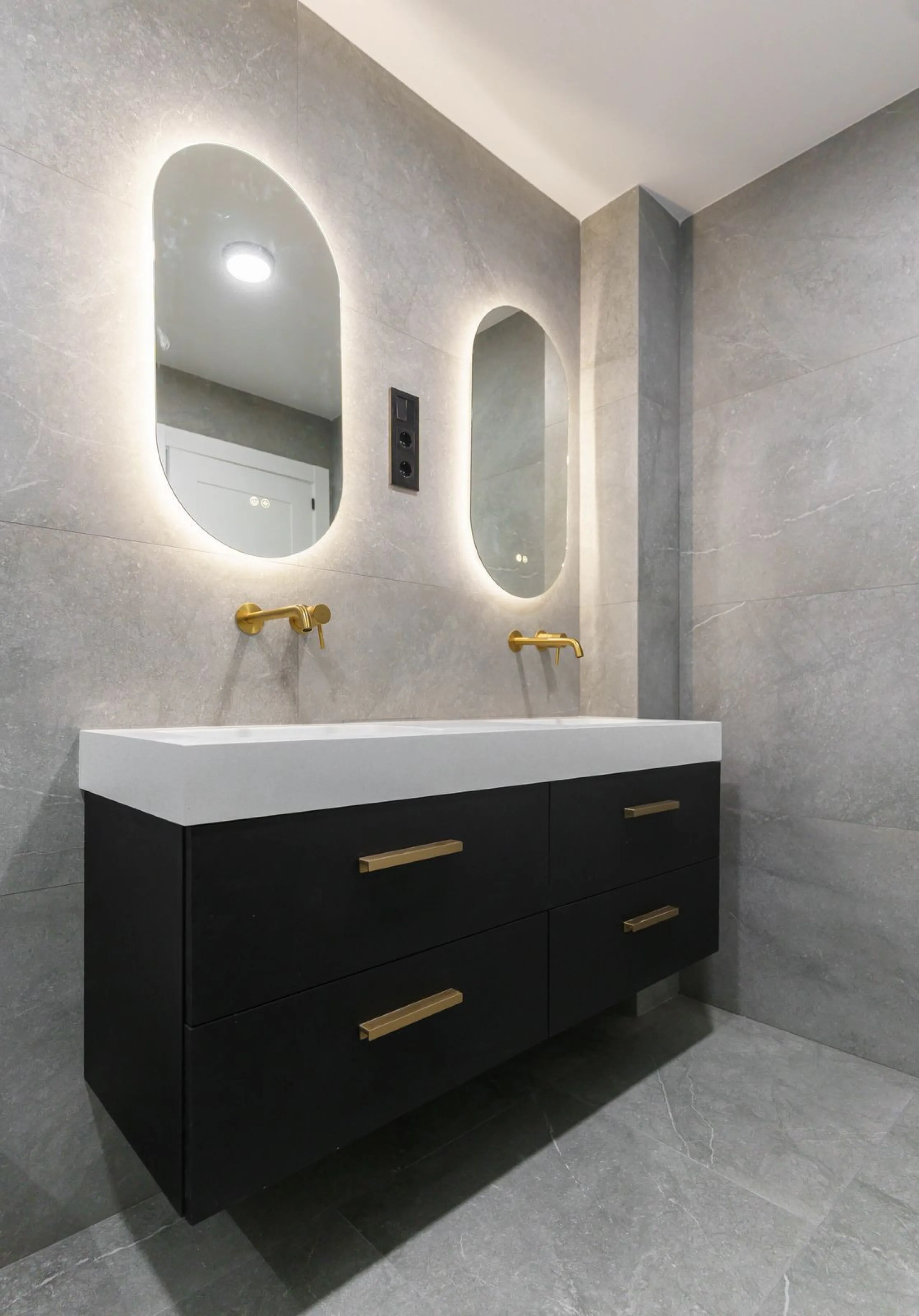Exclusive Renovated Apartment in the Heart of Málaga