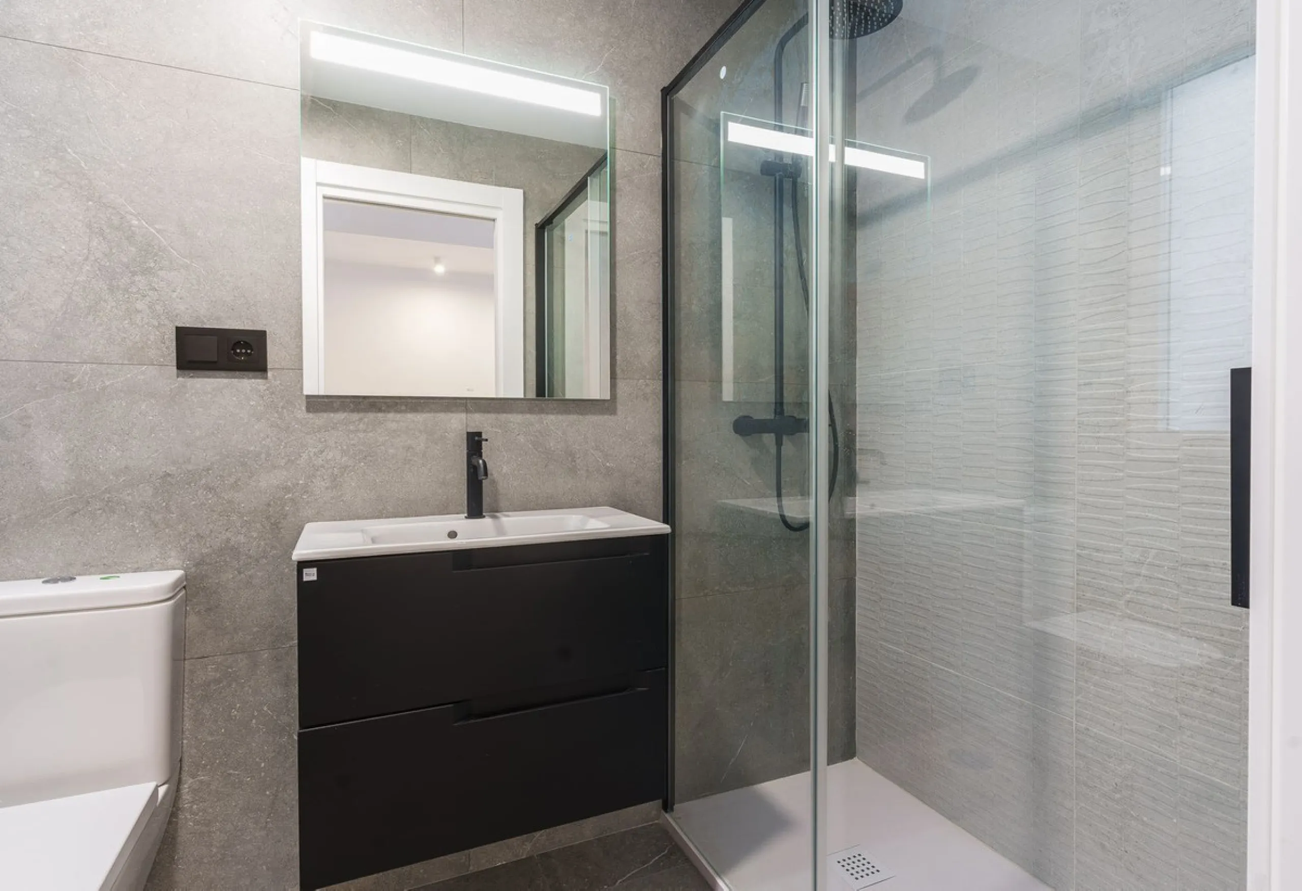 Exclusive Renovated Apartment in the Heart of Málaga