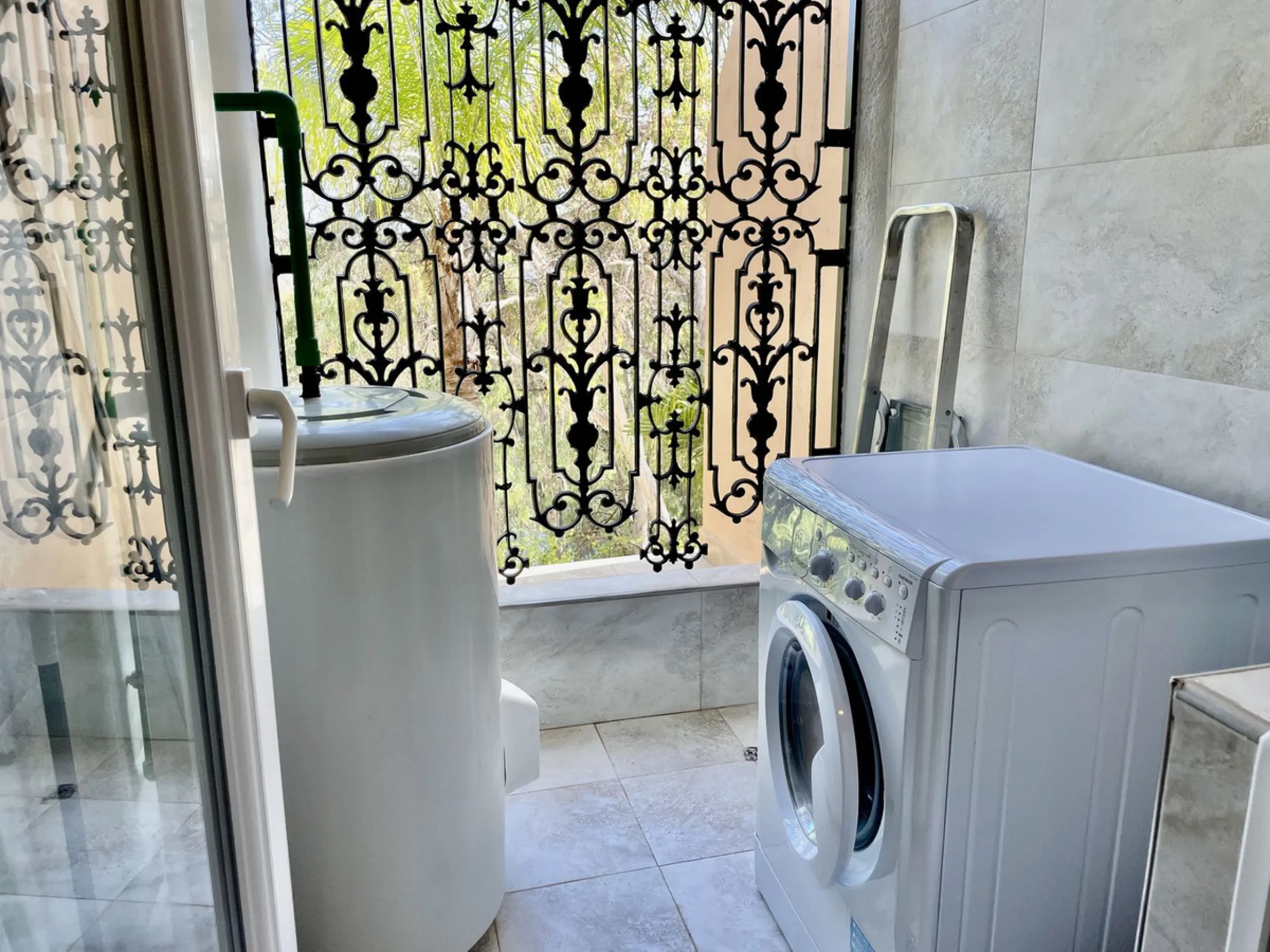 Traumwohnung in Nueva Andalucia: Privatsphäre, Komfort und Ruhe
