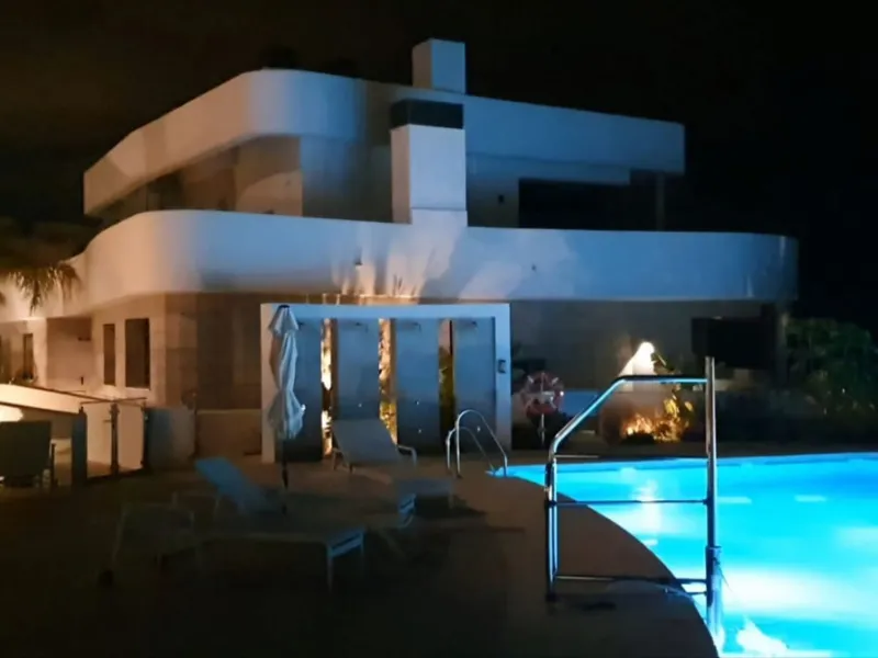 Luxury 3-Bedroom Apartment with Sea Views in "Aria by the Beach", Mijas (Málaga)