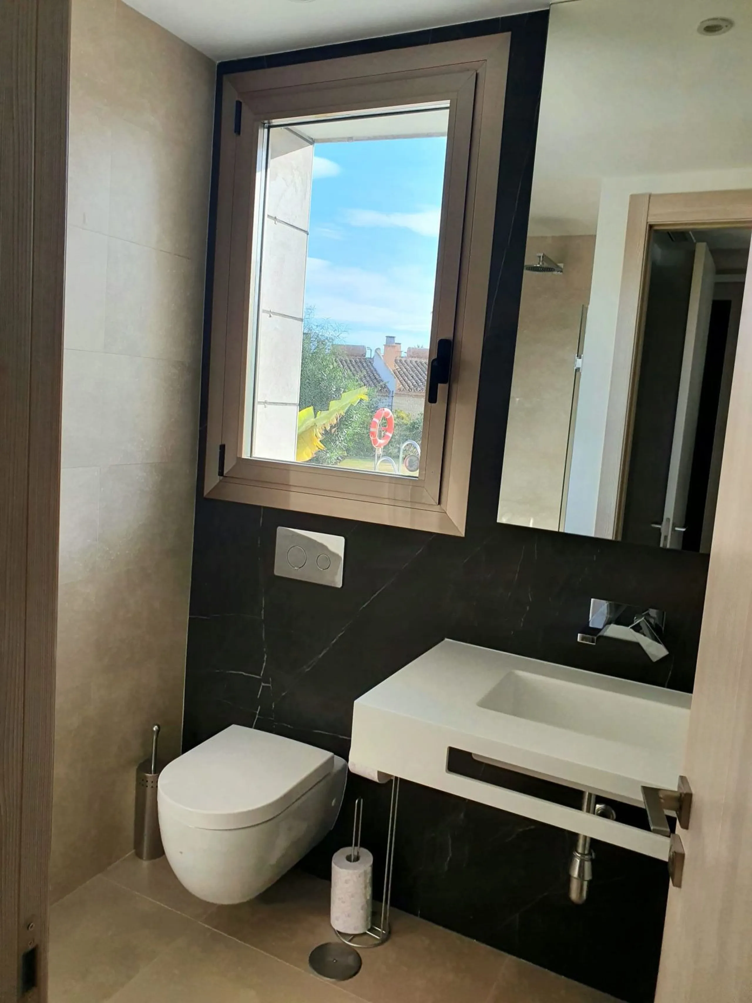 Luxury 3-Bedroom Apartment with Sea Views in "Aria by the Beach", Mijas (Málaga)