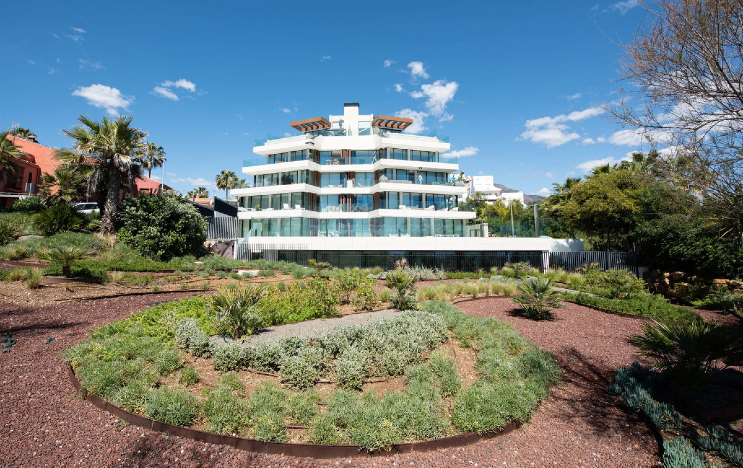 **Luxury Beachfront Apartment in Estepona**