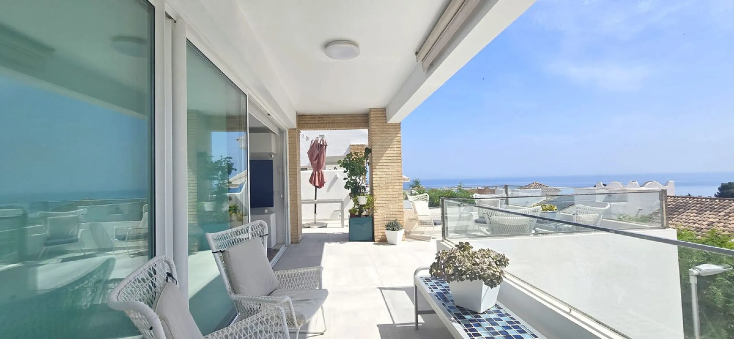 House - Detached Villa в продаже в Benalmadena, Málaga. В доме 4 спален и 4 ванных комнат. Площадь дома 310 м²