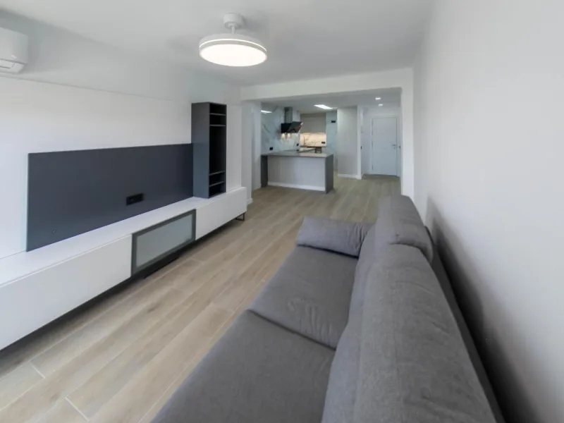 Apartamento reformado con vistas al mar en La Pineda, Tarragona