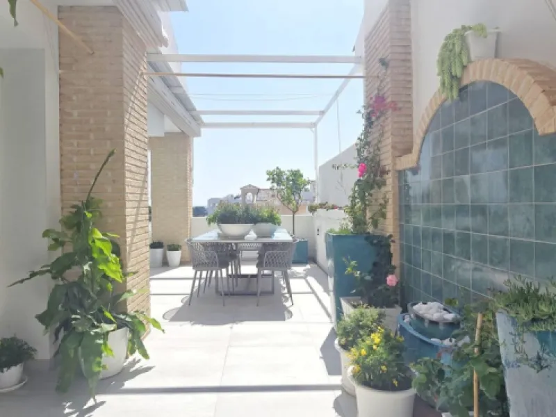 House - Detached Villa в продаже в Benalmadena, Málaga. В доме 4 спален и 4 ванных комнат. Площадь дома 310 м²