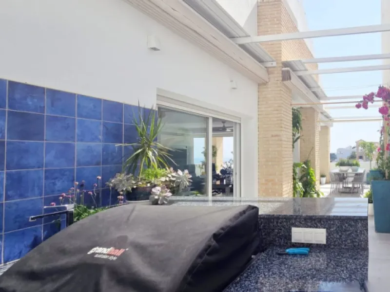 House - Detached Villa в продаже в Benalmadena, Málaga. В доме 4 спален и 4 ванных комнат. Площадь дома 310 м²
